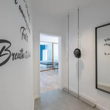 아파트 Sofia's Finest 2bd Luminous In Center 소피아